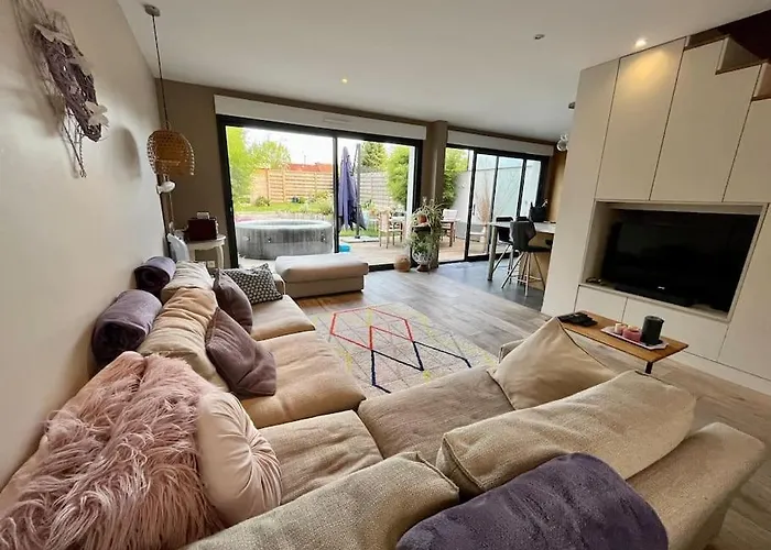 La Maison D’emma Et Son Jardin Près De Lille Hébergement de vacances