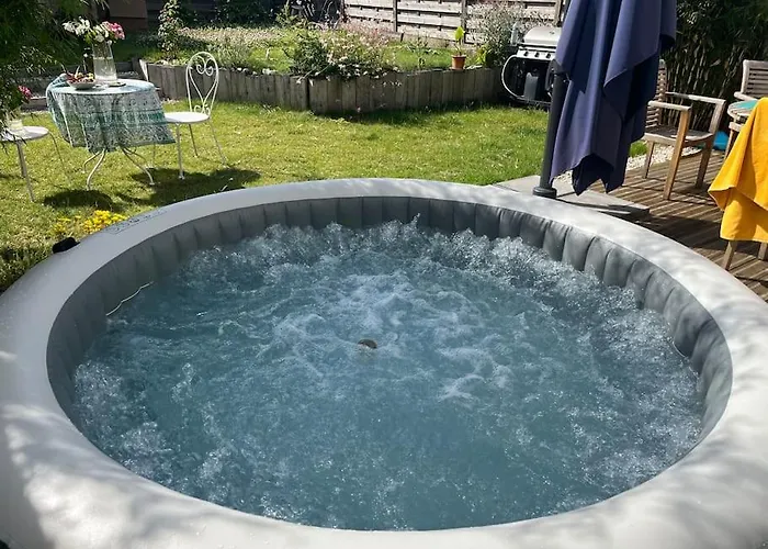 Hébergement de vacances La Maison D’emma Et Son Jardin Près De Lille Perenchies