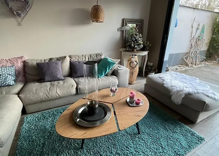 Hébergement de vacances La Maison D’emma Et Son Jardin Près De Lille Perenchies