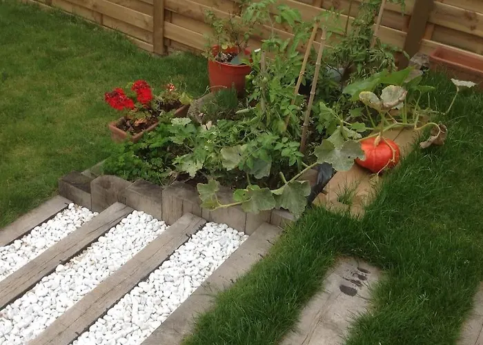 La Maison D’emma Et Son Jardin Près De Lille Perenchies